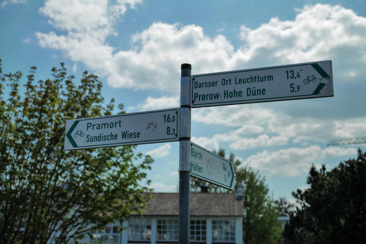 Lejlighed Meerfarbig - Terrasse Mit Strandkorb Oder Balkon - E-ladesaeule - Parkplatz - Wlan - Fahrradschuppen - Waschtrockner - Ruhig Und Zentral - Haustierfrei - Nichtraucher