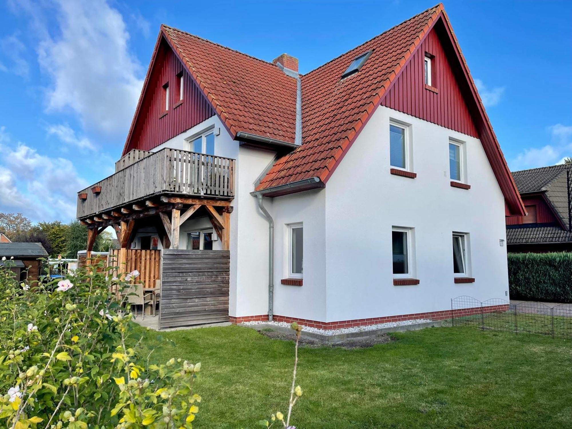 Lejlighed Meerfarbig - Terrasse Mit Strandkorb Oder Balkon - E-ladesaeule - Parkplatz - Wlan - Fahrradschuppen - Waschtrockner - Ruhig Und Zentral - Haustierfrei - Nichtraucher