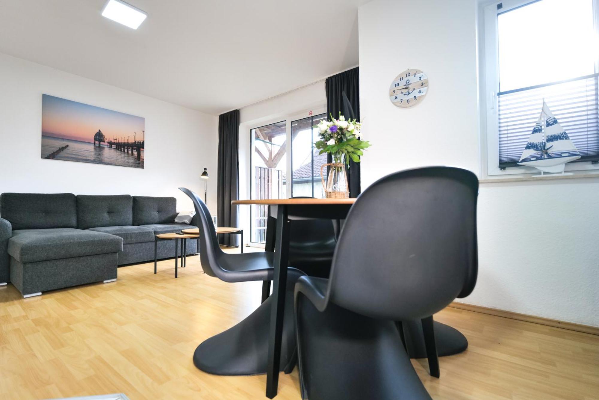 Apartment Meerfarbig *