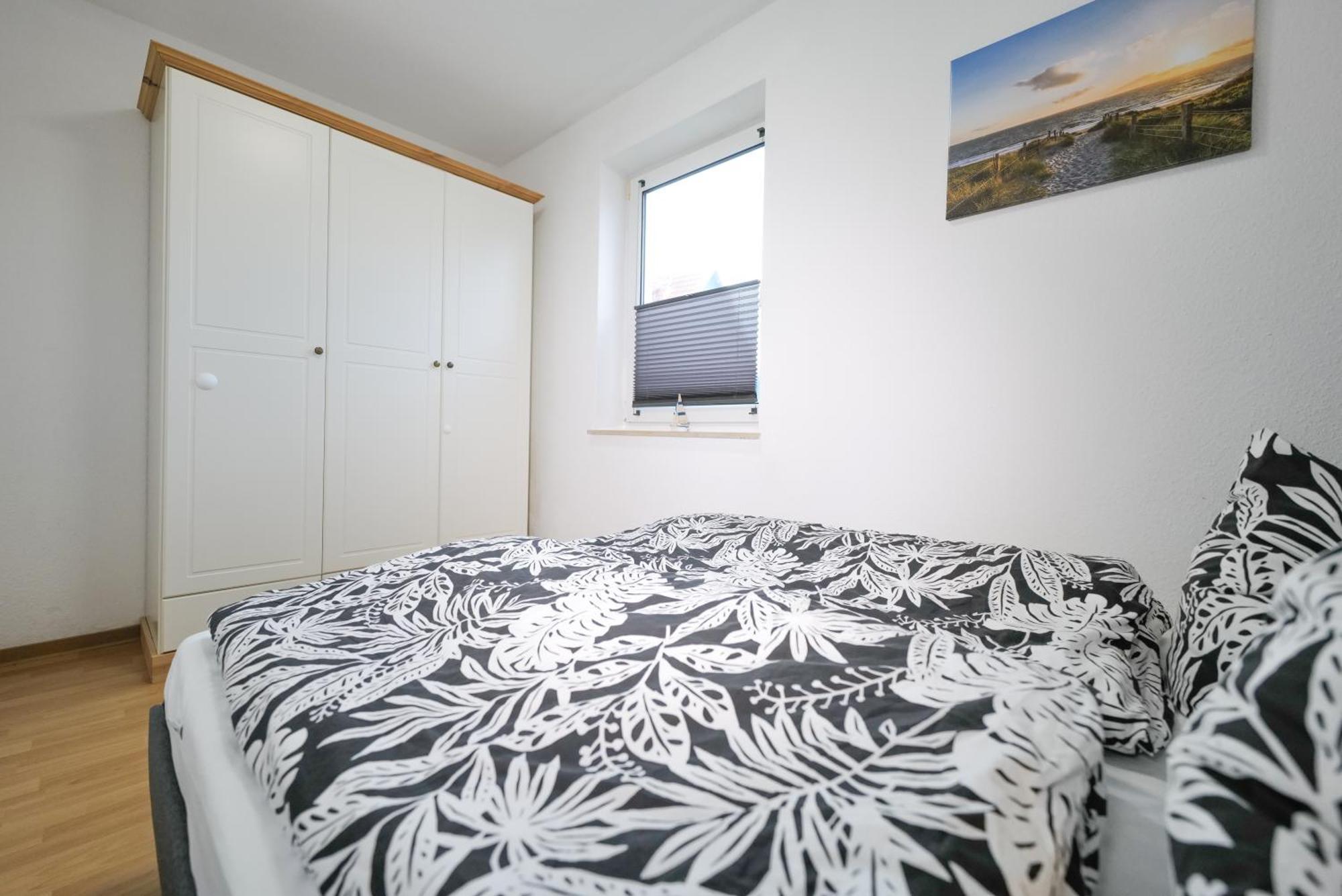 Lejlighed Meerfarbig - Terrasse Mit Strandkorb Oder Balkon - E-ladesaeule - Parkplatz - Wlan - Fahrradschuppen - Waschtrockner - Ruhig Und Zentral - Haustierfrei - Nichtraucher *